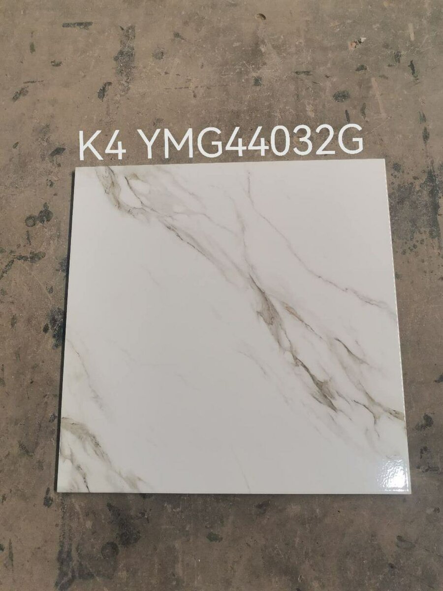 Carreaux de sol 40/40