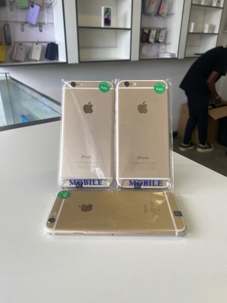 iPhone 6 64gb good as brand new