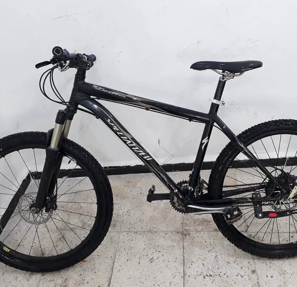 Vélo tout-terrain Specialized robuste