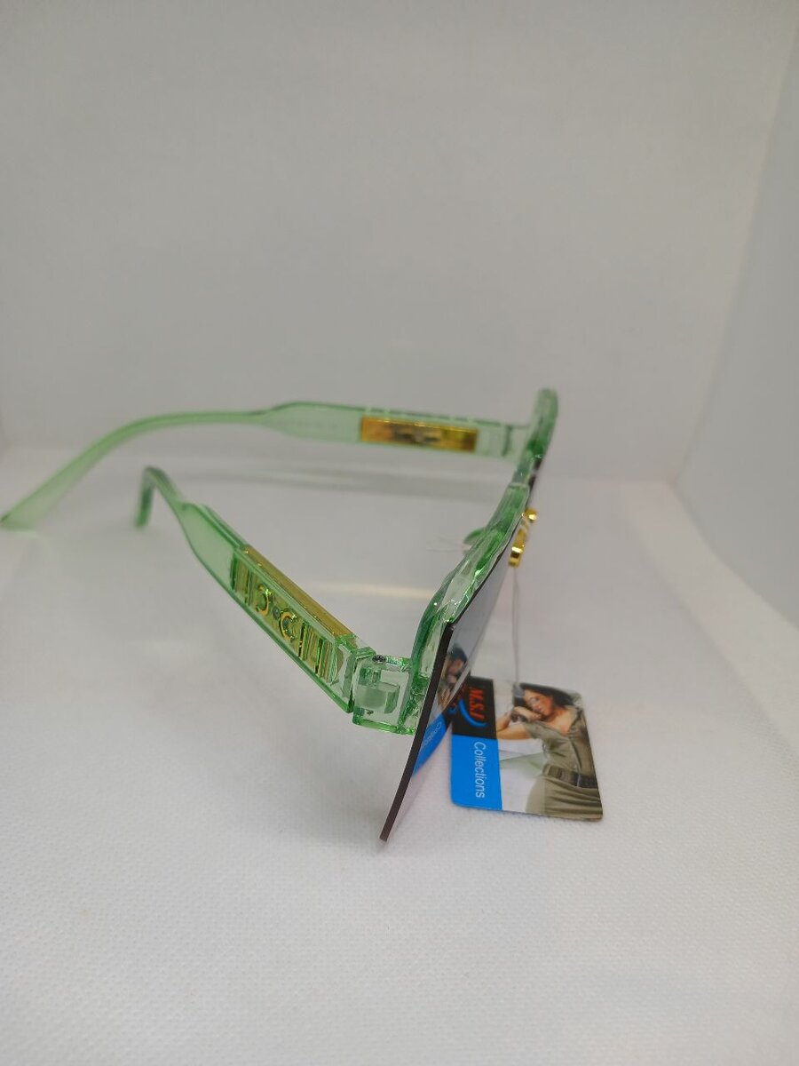 Light green sunglasses for women