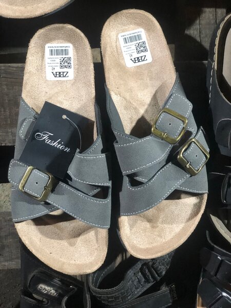 Sandales