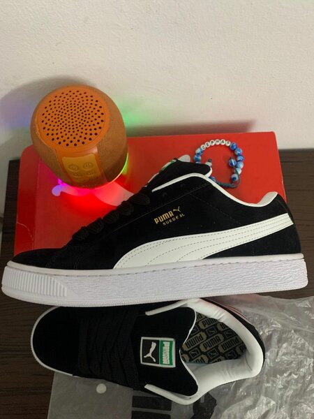 Puma Suede xl dans carton