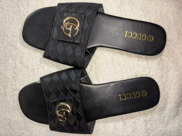 Sandales élégantes Gucci pour femmes