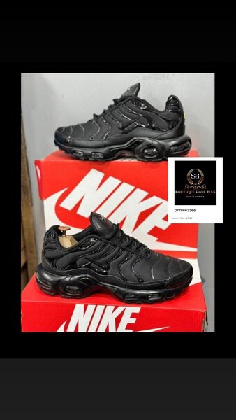 Basket NIKE TN authentique avec sa boîte
