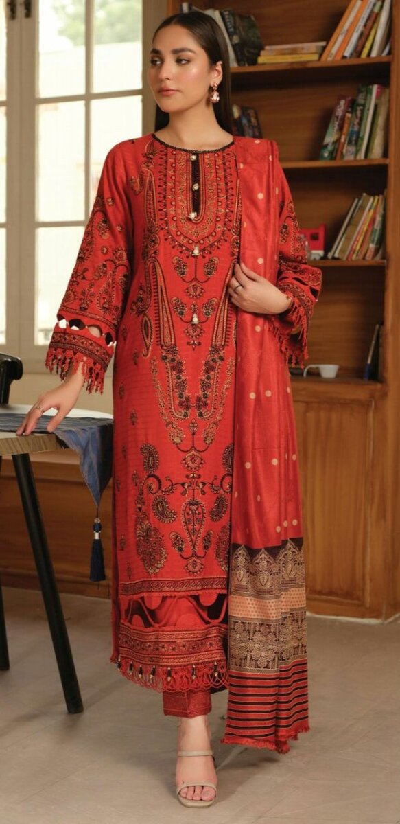 Embroidered winter collection