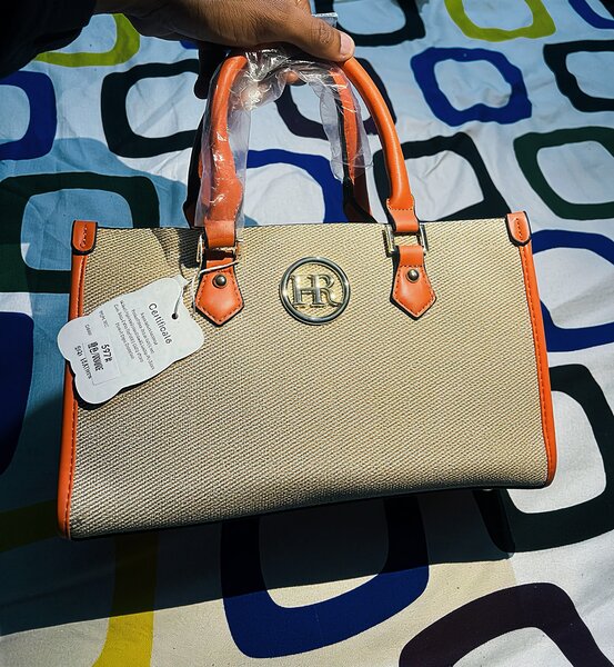 Sac à main élégant en cuir