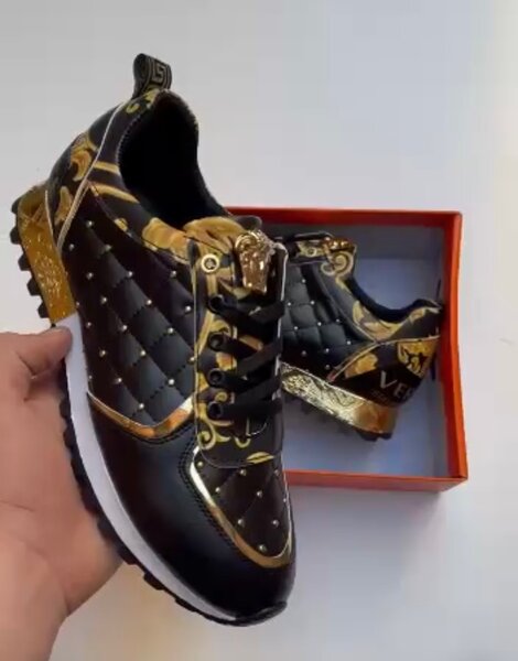 Baskets de luxe en cuir doré