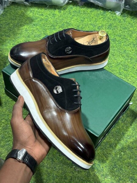 Chaussures habillées élégantes pour hommes