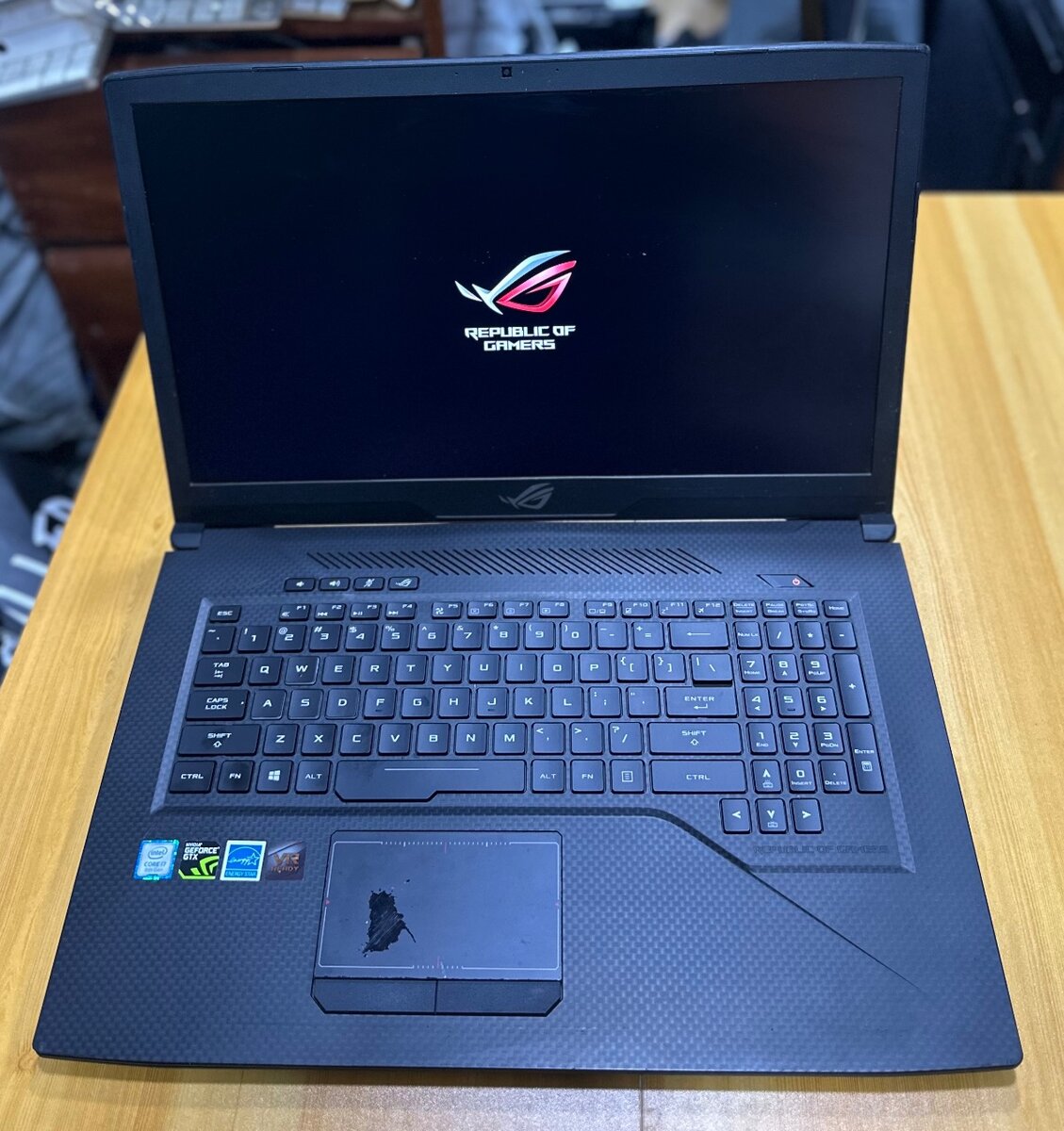 asus rog strix gl703gm core i7 8th génération