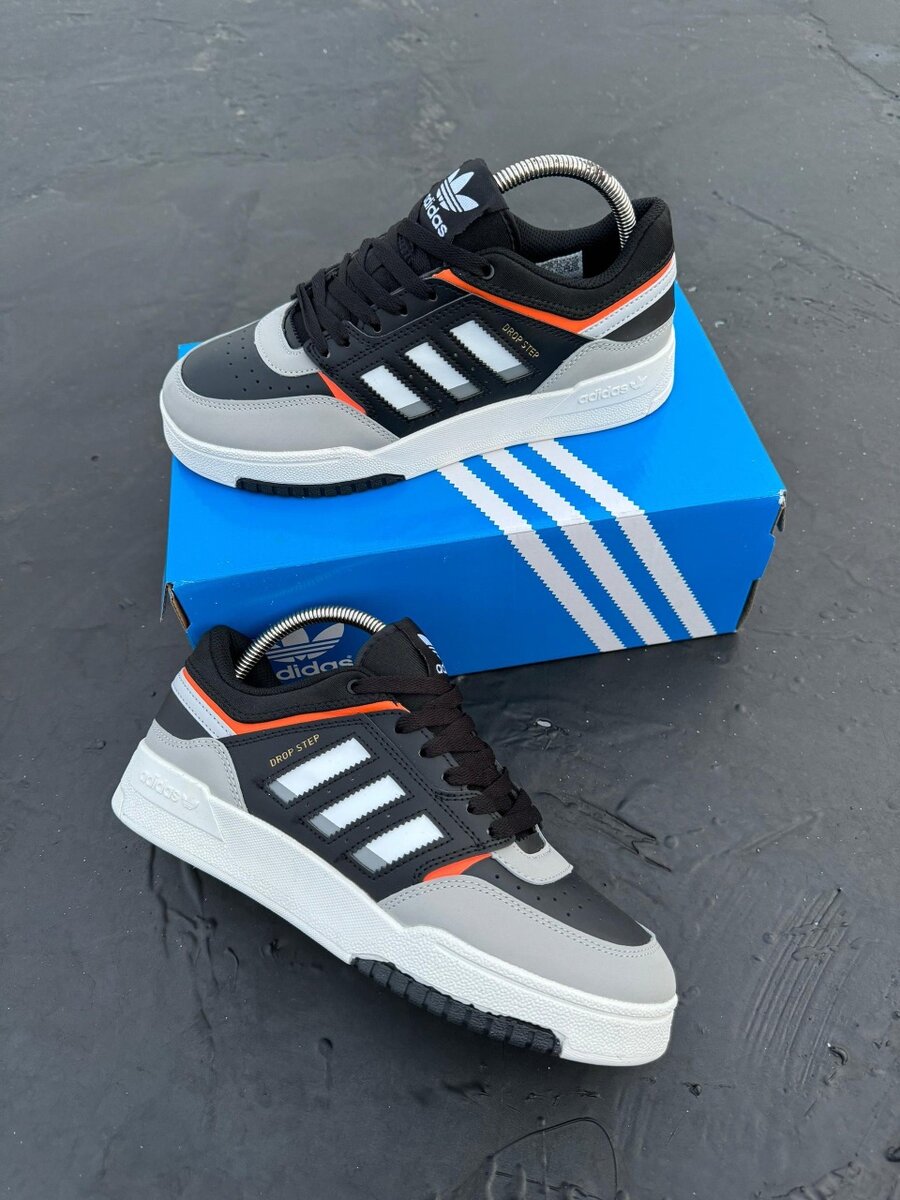 Baskets Adidas Drop Step