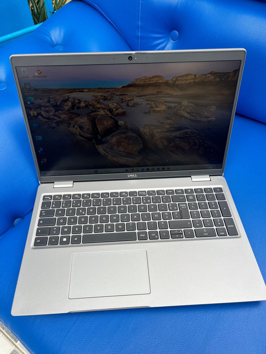 Ordinateur Portable Dell 3561