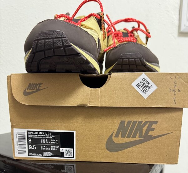 Nike air max 1 travis scott