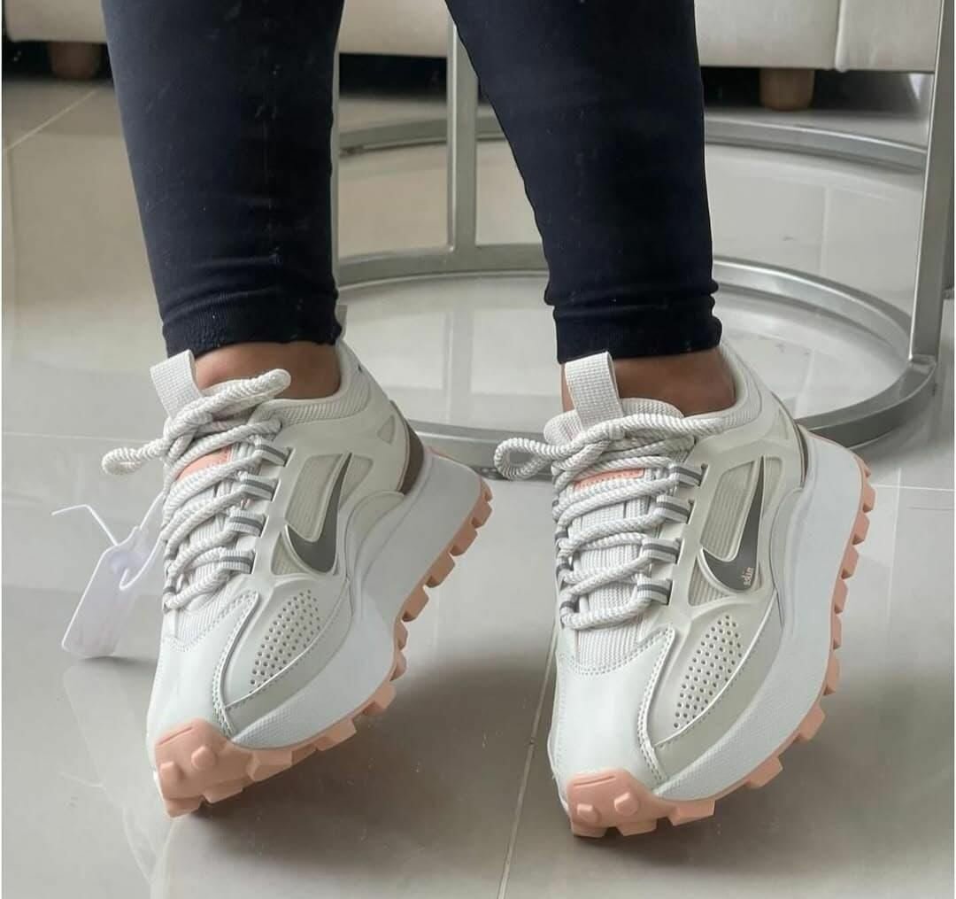 Baskets légères femme