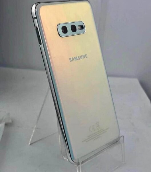 SAMSUNG GALAXY S10e