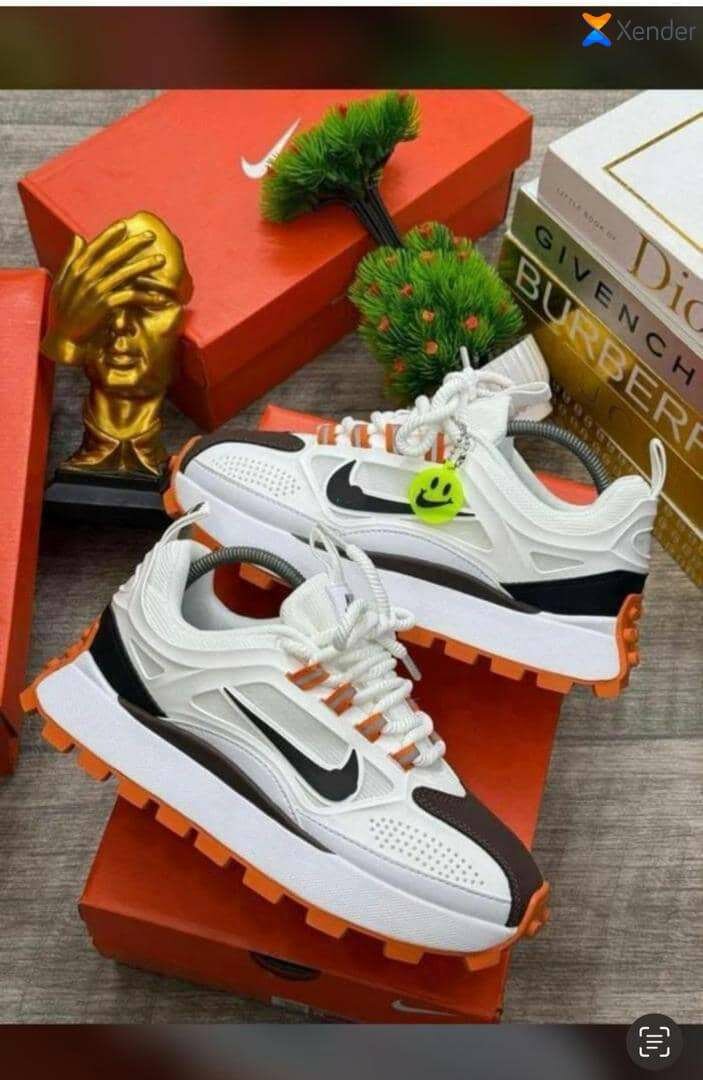 Baskets tendance homme sport