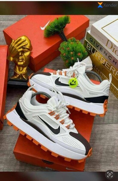 Baskets tendance homme sport