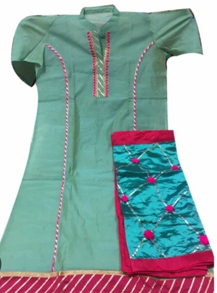 Ladies suit