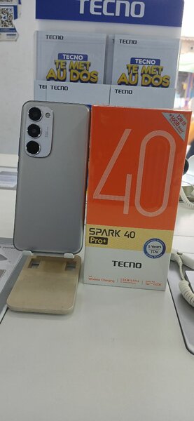 Tecno Spark 40 Pro