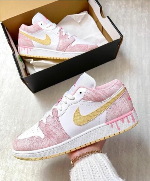 Baskets mode roses et dorées