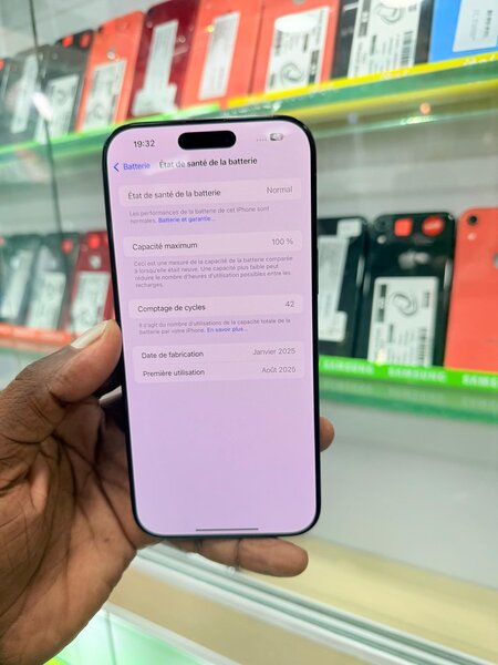 iPhone 16 Pro Max Noir