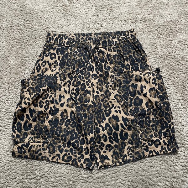 Short cargo parachute léopard