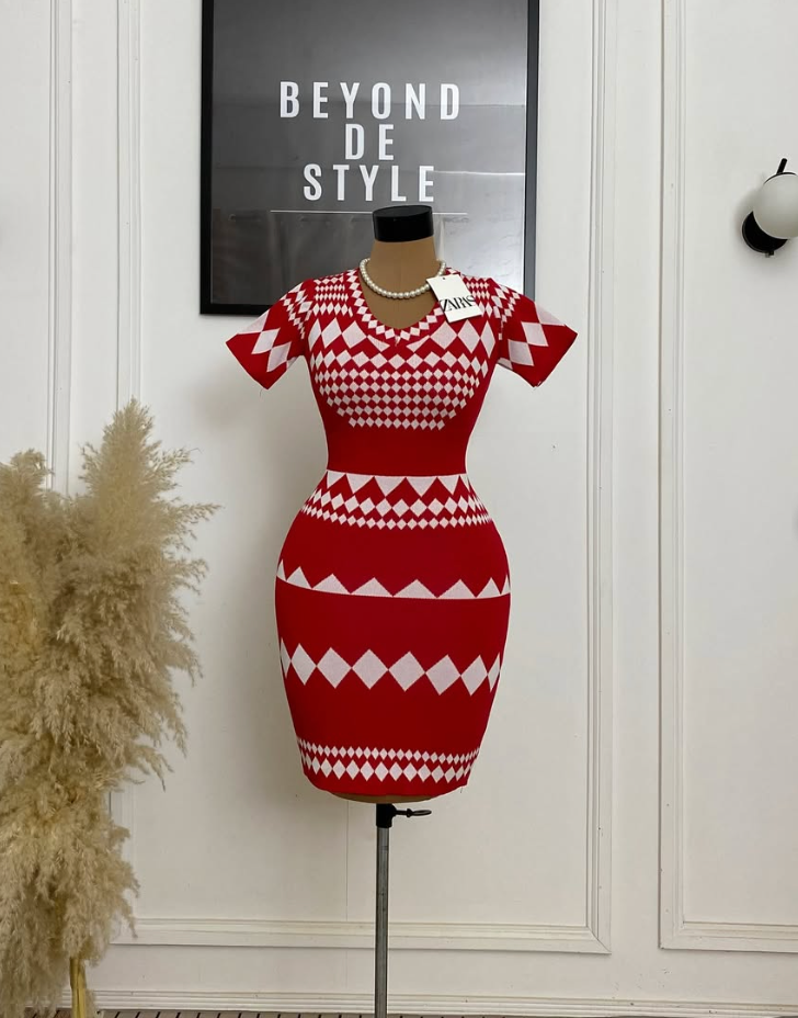 LOVER GIRL TEXTURED DRESS