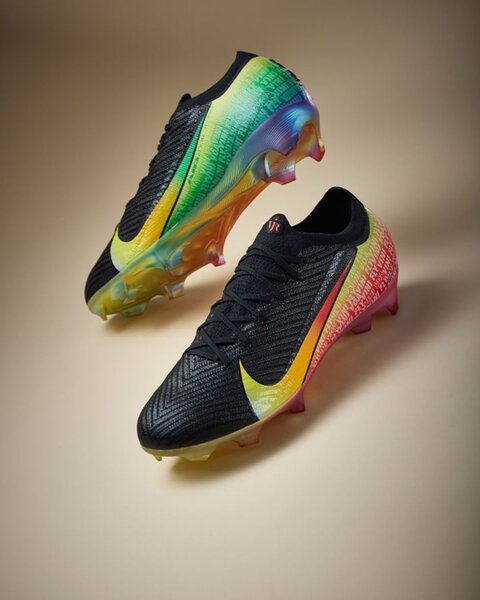 Chaussures de Football Dynamiques