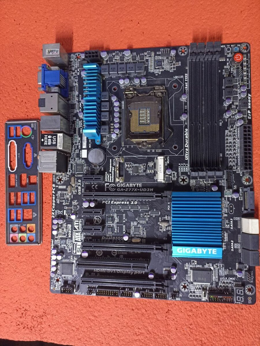 Материнская плата 1155 Gigabyte Ga-Z77X-UD3H