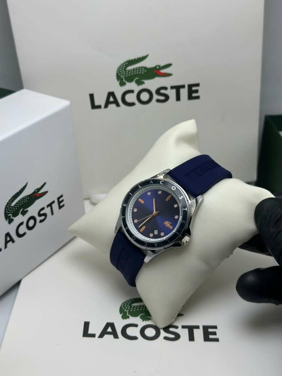 Montre lacoste