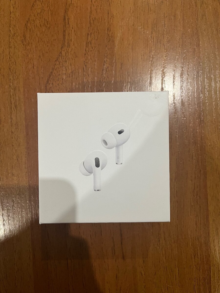 Airpods pro 2 + чехол,зарядка