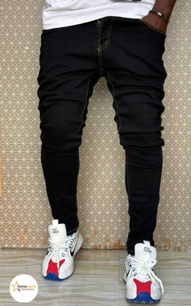 Jean slim homme moderne