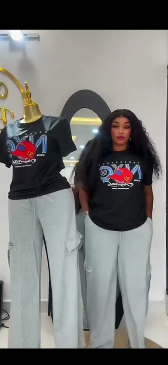 Tenue décontractée T-shirt & Pantalon femme