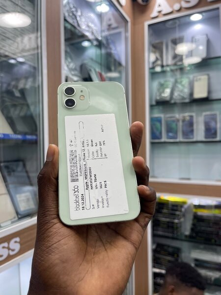 iPhone 12