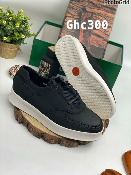 black men's sneakers