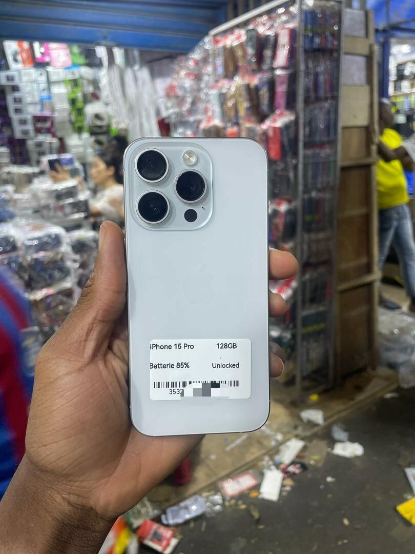 iPhone 15 Pro 128GB Débloqué