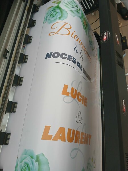 Étiquettes autocollantes