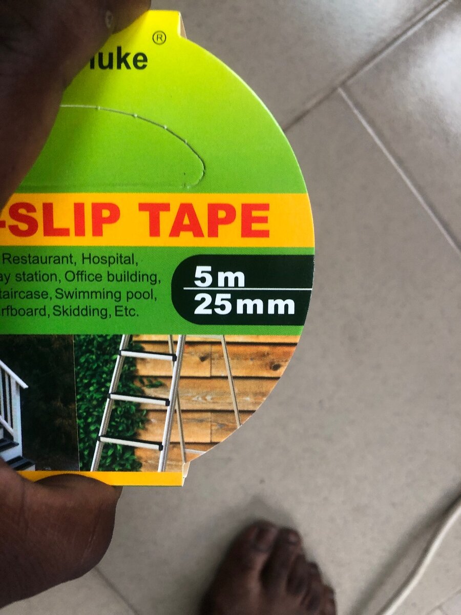 Antislip tape (all floors)
