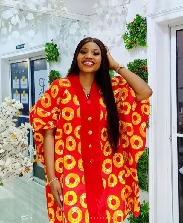 beautiful and classic dress