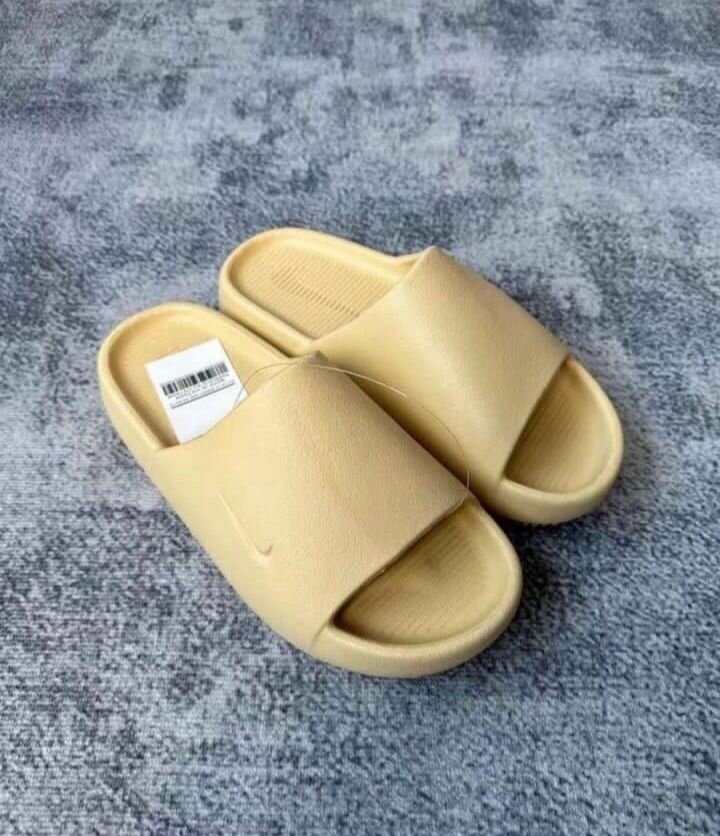 NIKE CALM SLIDE
