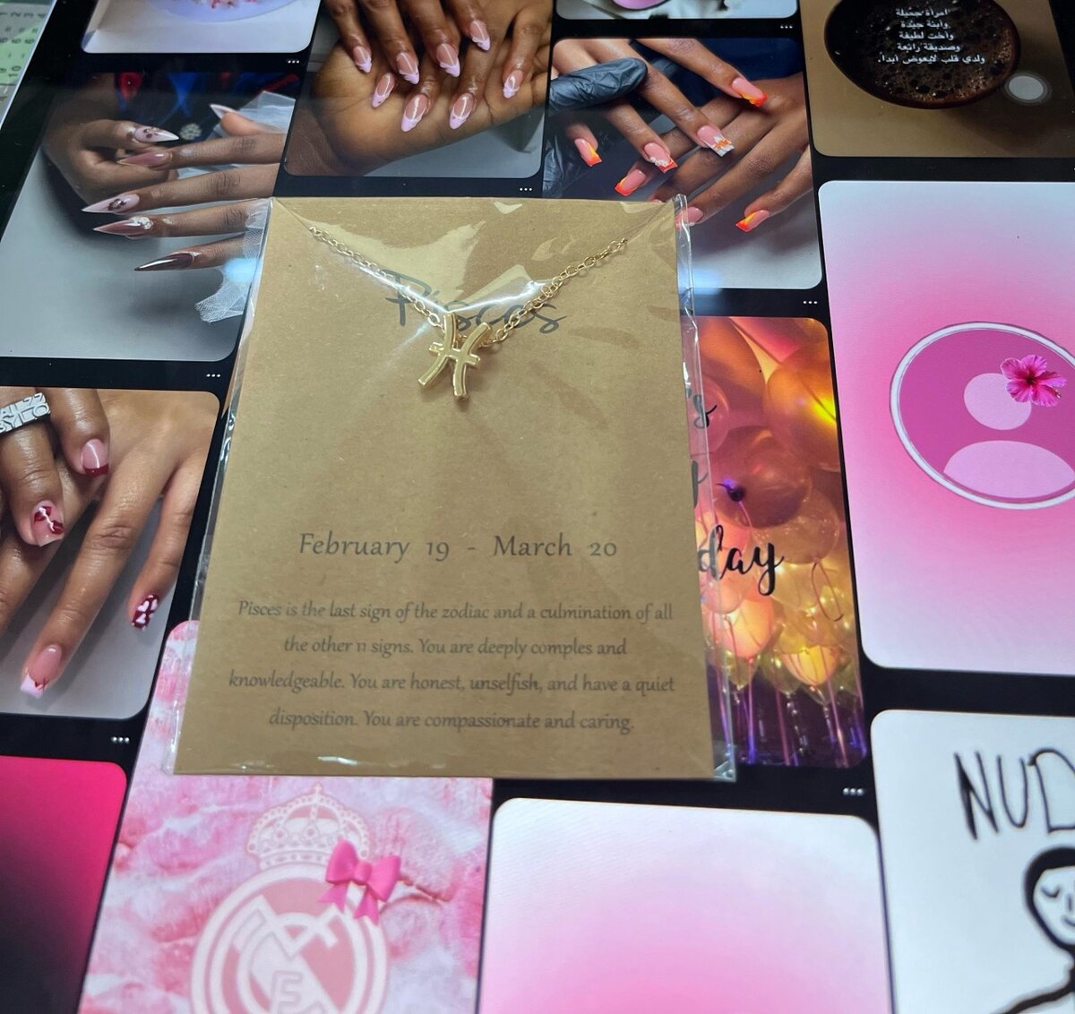 Colliers avec signes du zodiaque