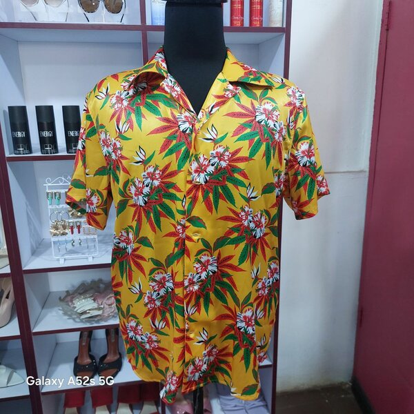 Mens short shirt