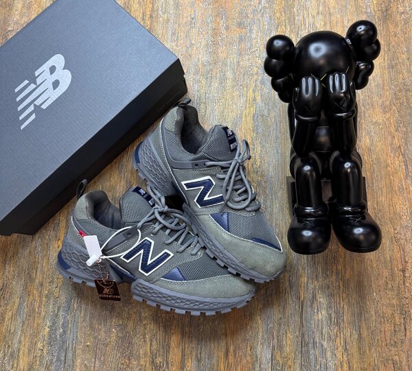 NEW BALANCE 574