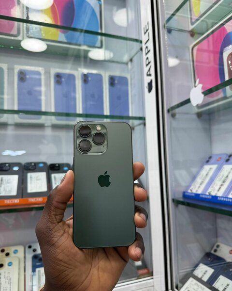 13 pro  128 Go message écran