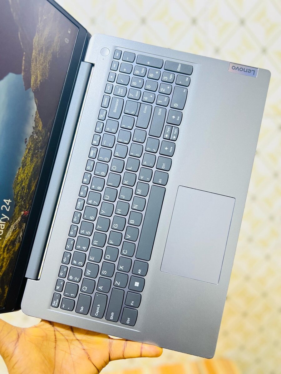 *HOME USED LENOVO IDEAPAD 3*