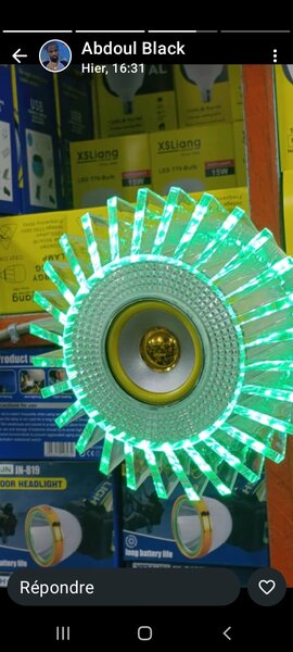 Éclairage LED multicolore moderne