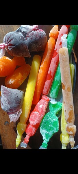 Glaces artisanales variées