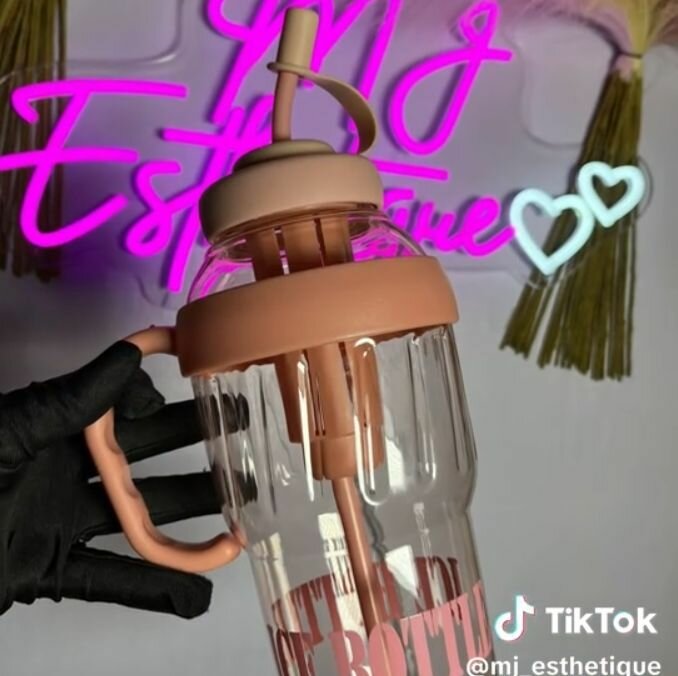 Gourde Trendy avec Paille