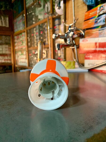 Bulb Holder (Screw and Pin)