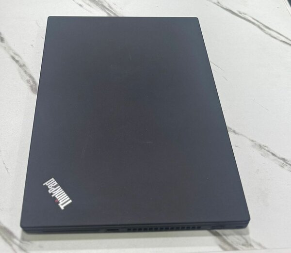 lenovo thinkpad p14s ryzen 7