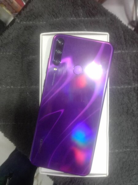 Huwie Y6p